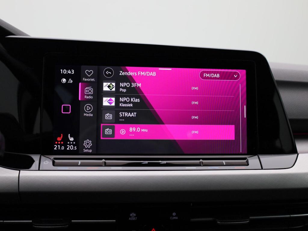 Volkswagen Golf 1.0 etsi life | automaat | stoel - stuur verwarming | navig