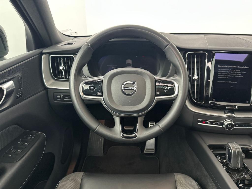 Volvo XC60 t6 340pk recharge r-design| pano| adap.cruise| standkachel| came