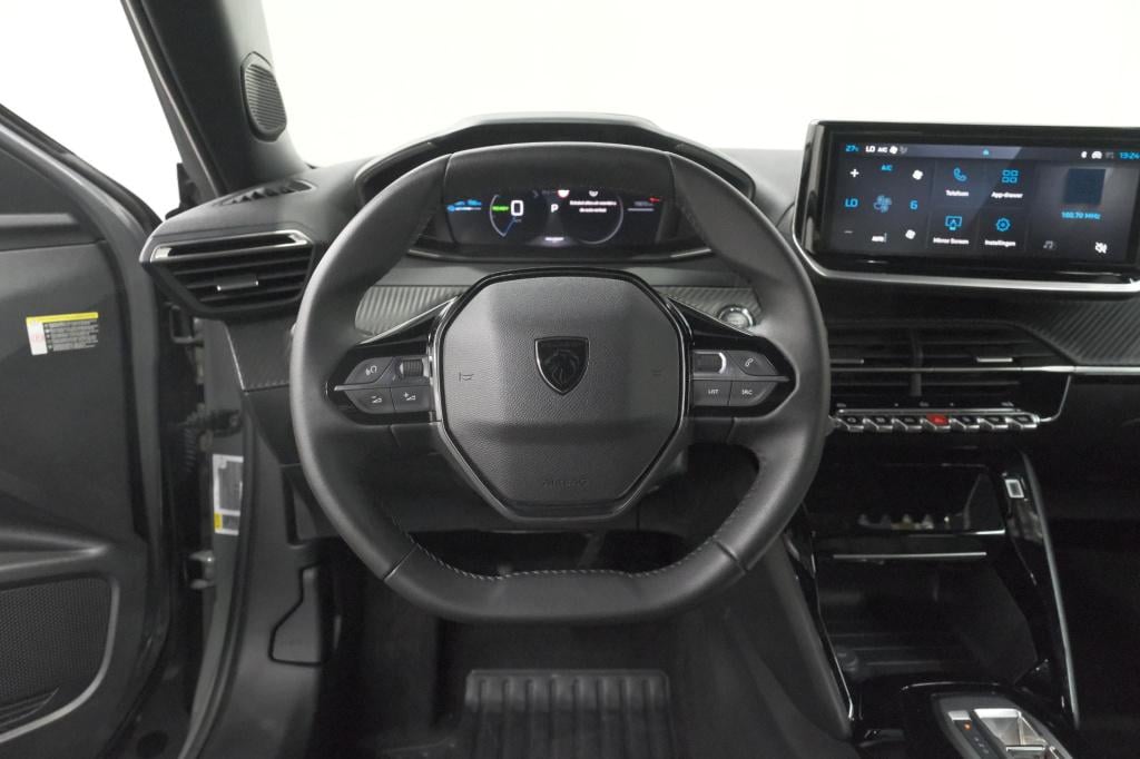 Peugeot E-2008 ev allure 54 kwh | 97,2% soh | 11 kw lader | apple carplay |