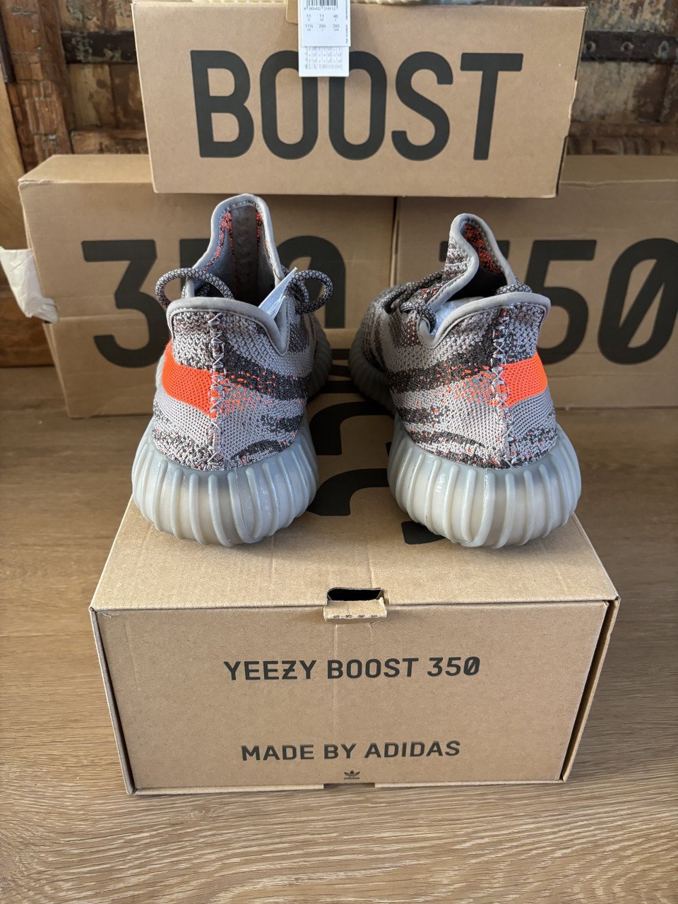YEEZY 350 V2 Beluga Reflective maat 46