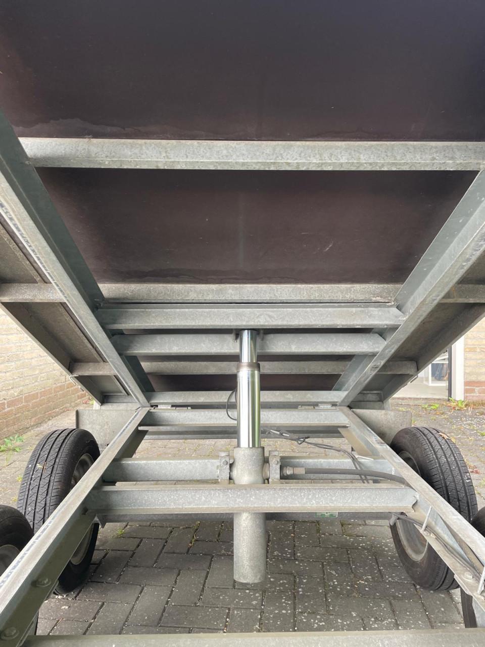 Tandemas kip aanhangwagen