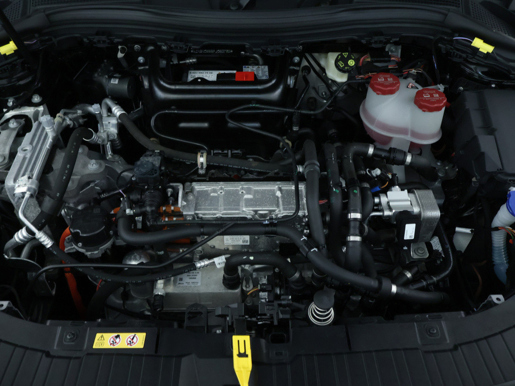 Mercedes-Benz Eqa 250 amg line 67 kwh | amg line | achteruitrijcamera | eas