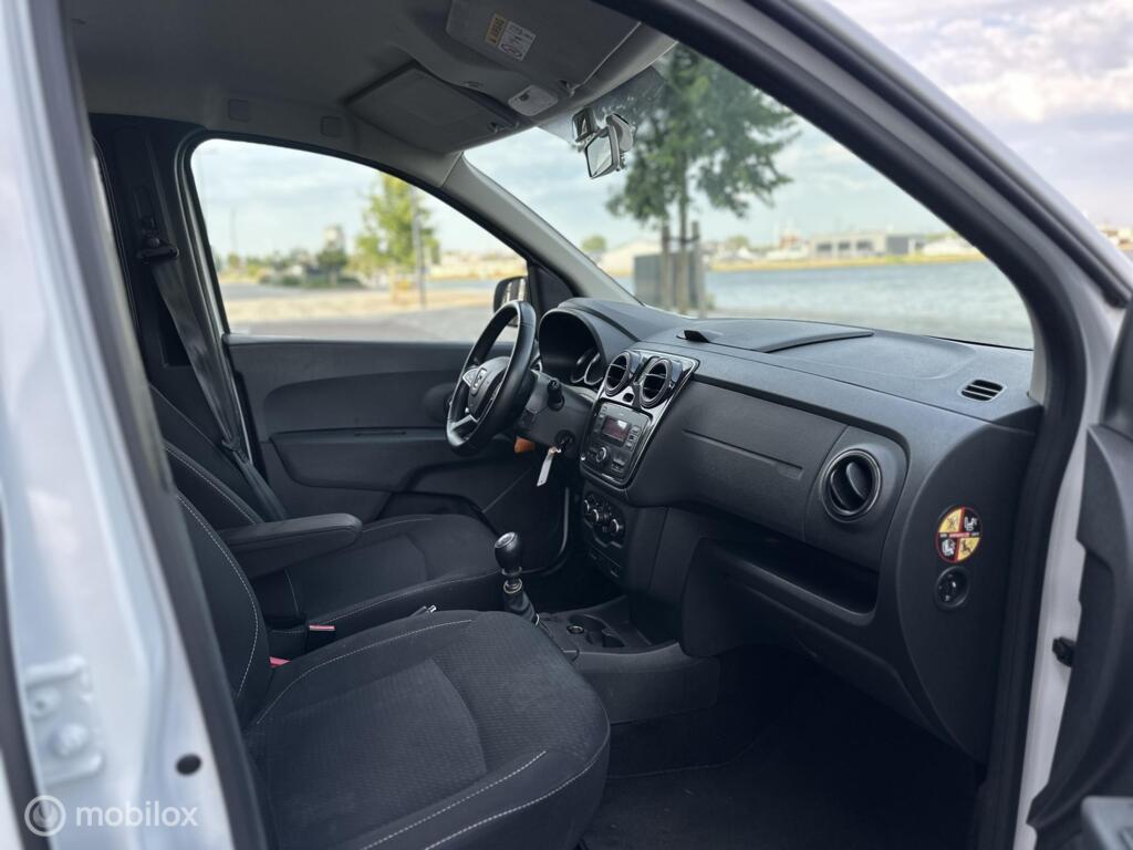 Dacia Lodgy 1.3 TCe km141.011 Nap Lauréate 7persoons Airco BJ2019
