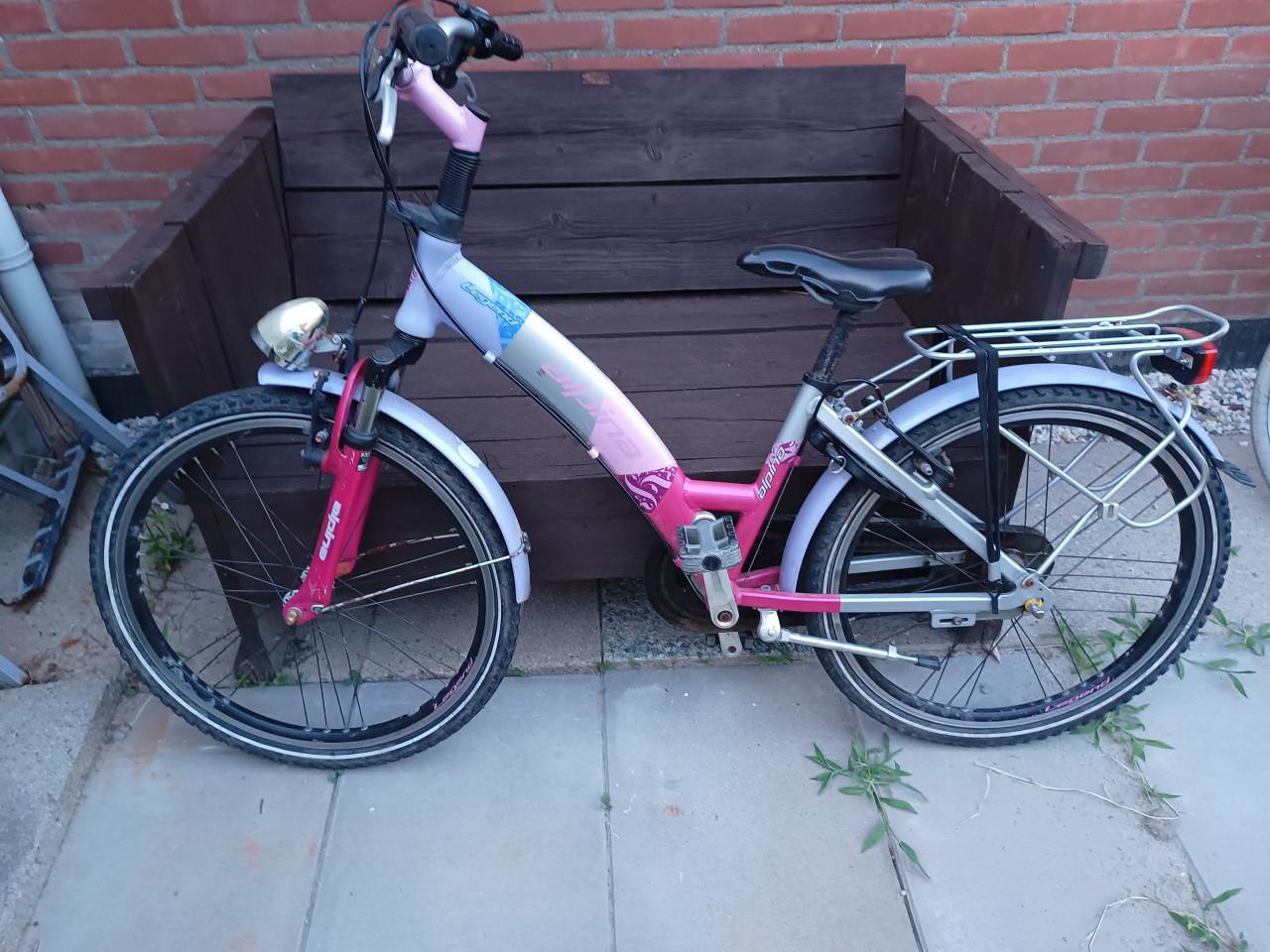 Kinderfiets meisje