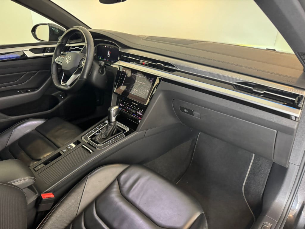 Volkswagen Arteon shooting brake 1.4 tsi ehybrid r-line business+