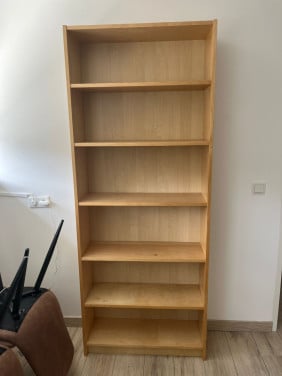 GERESERVEERD!! Billy boekenkasten 3 stuks