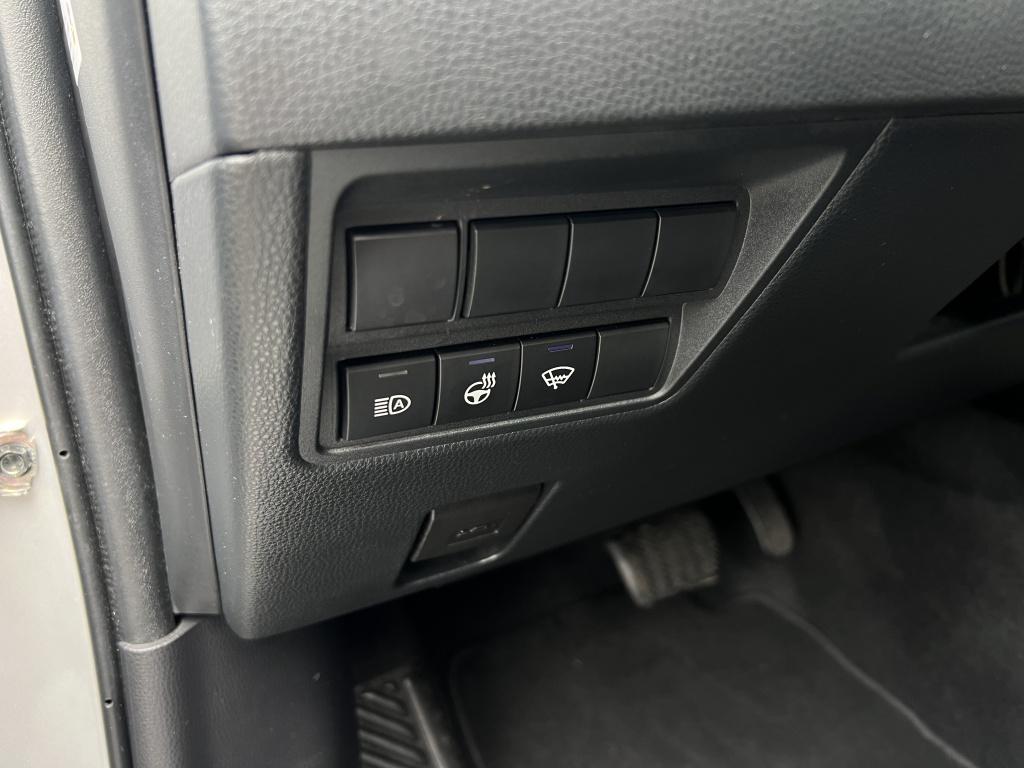Toyota Yaris Cross 1.5 hybrid dynamic | all-seasonbanden | comfort pack
