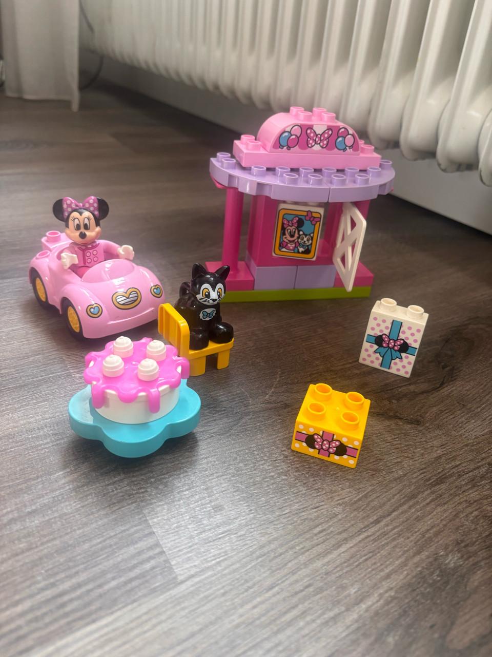 Minnie mouse duplo set