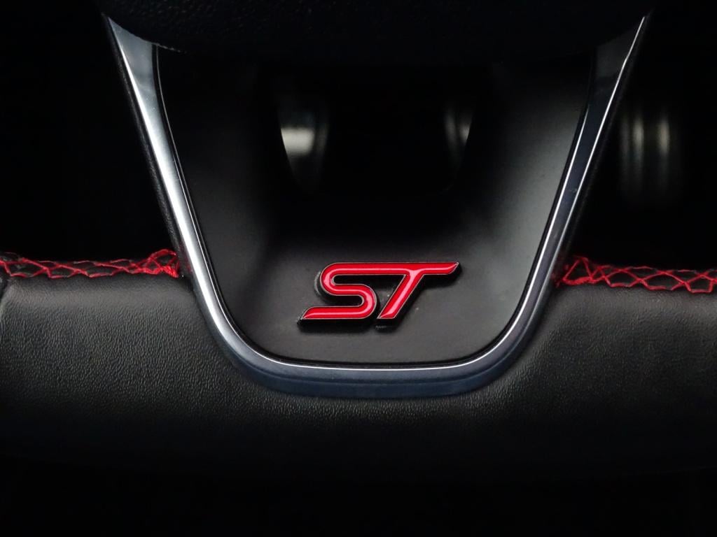 Ford Puma 1.0 ecoboost hybrid st-line x first edition