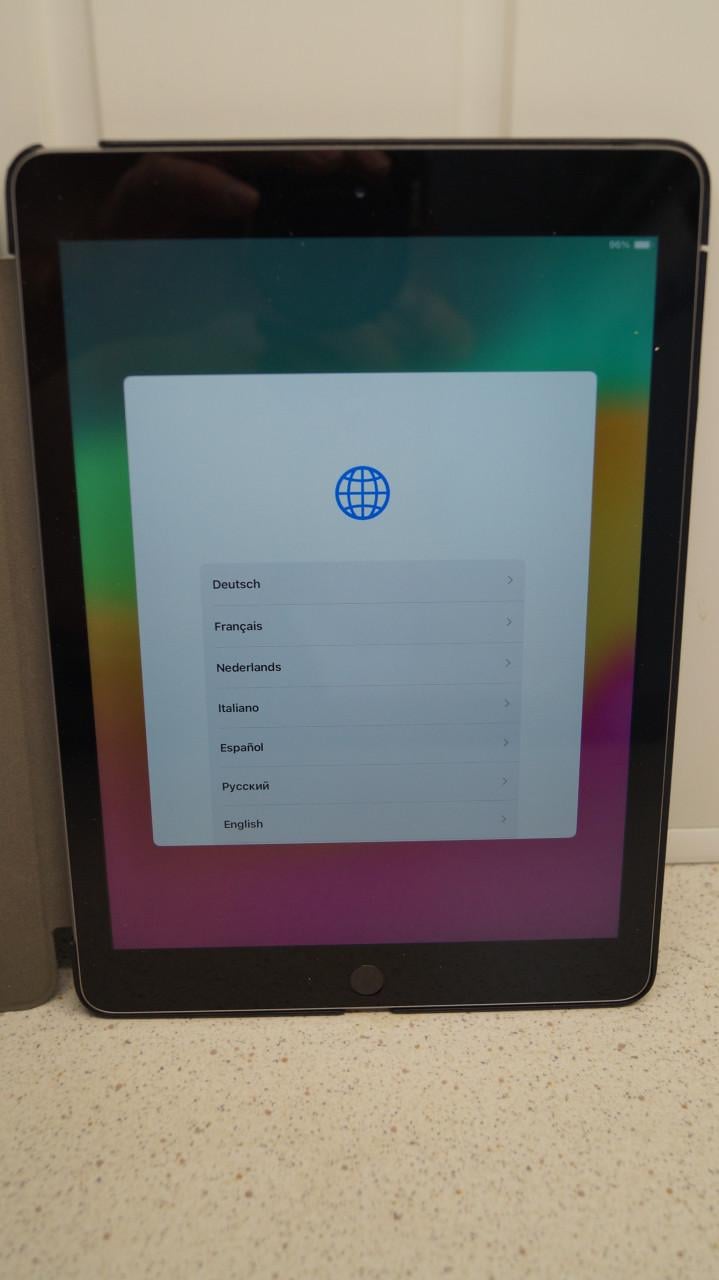 Apple Ipad air 32 Gb space gray 6e generatie wifi 2018.