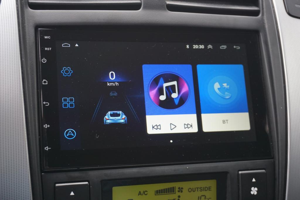 Hyundai Tucson 2.0i style executive climate / navi / cruise / elektr. ramen