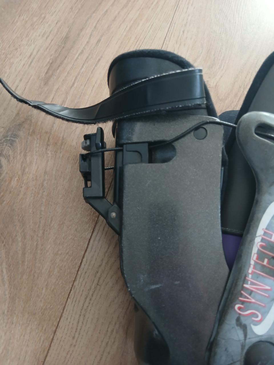 Ski's Elan 1,68 en schoenen mt 43