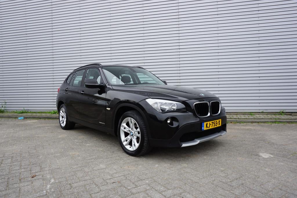 BMW X1 xdrive20d executive automaat - climate / navi / cruise / leder / sto