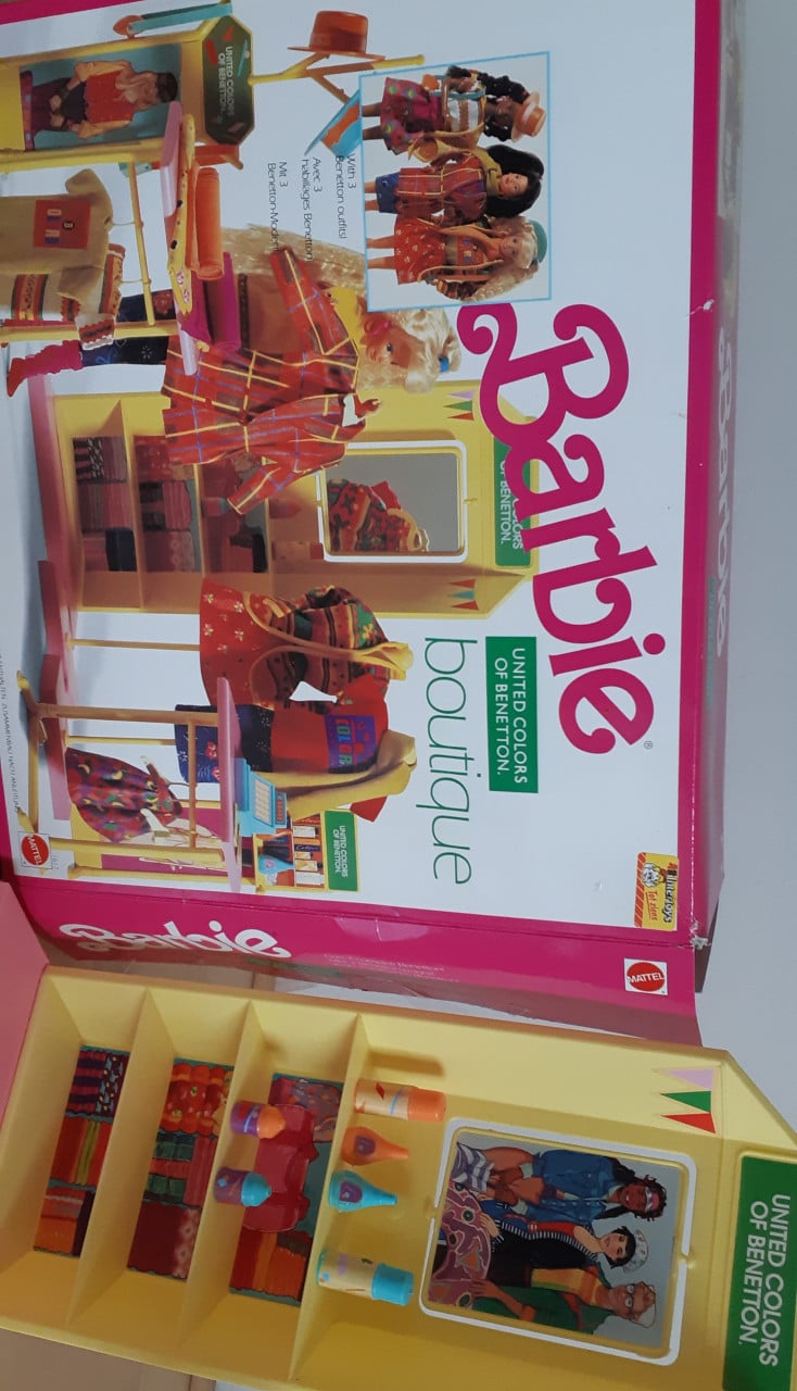 Barbie kledingwinkel Benetton