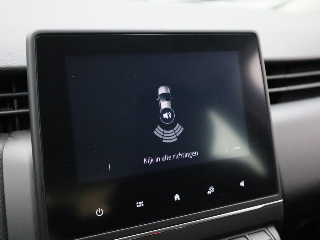 Renault Clio 1.0 tce zen | lage km stand! | navigatie | apple carplay / and