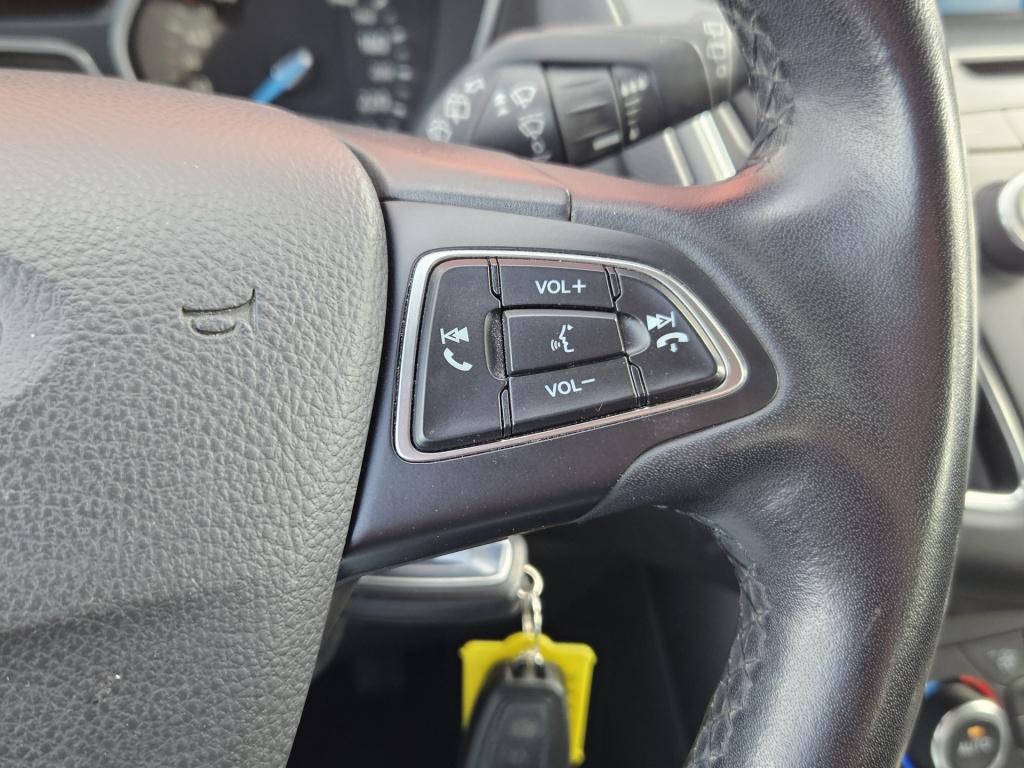 Ford Focus 1.0 titanium | cruisec. | bluetooth