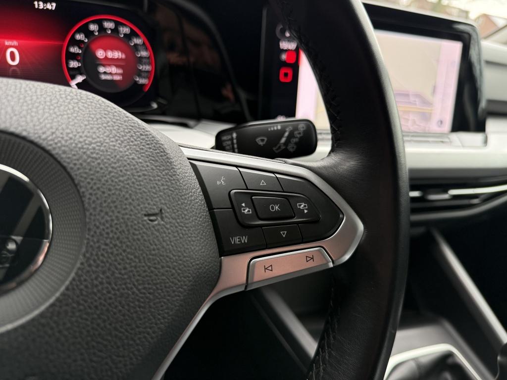 Volkswagen Golf 1.0 tsi life business