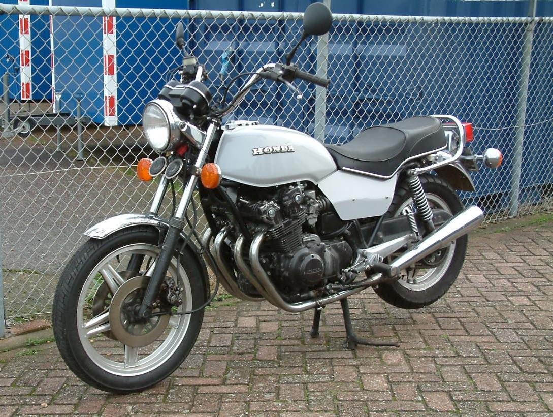 Honda cb 750  motor  maar ook onderdelen