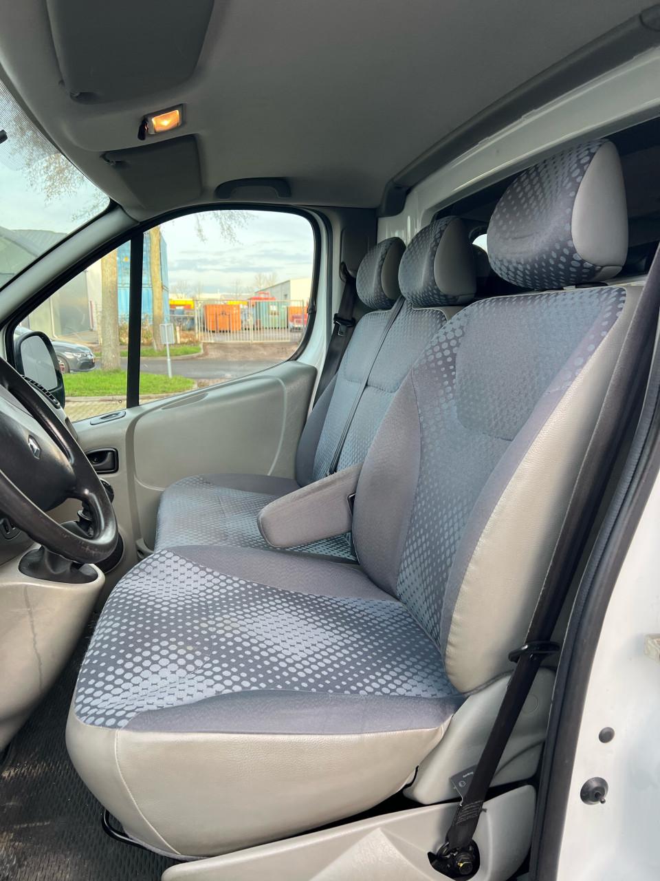 Renault Trafic 2.0dCi T27 L1H1 ZEER NETTE BUS