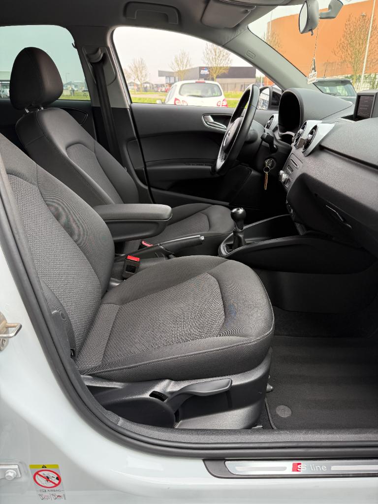 Audi A1 Sportback 1.2 tfsi admired s- line