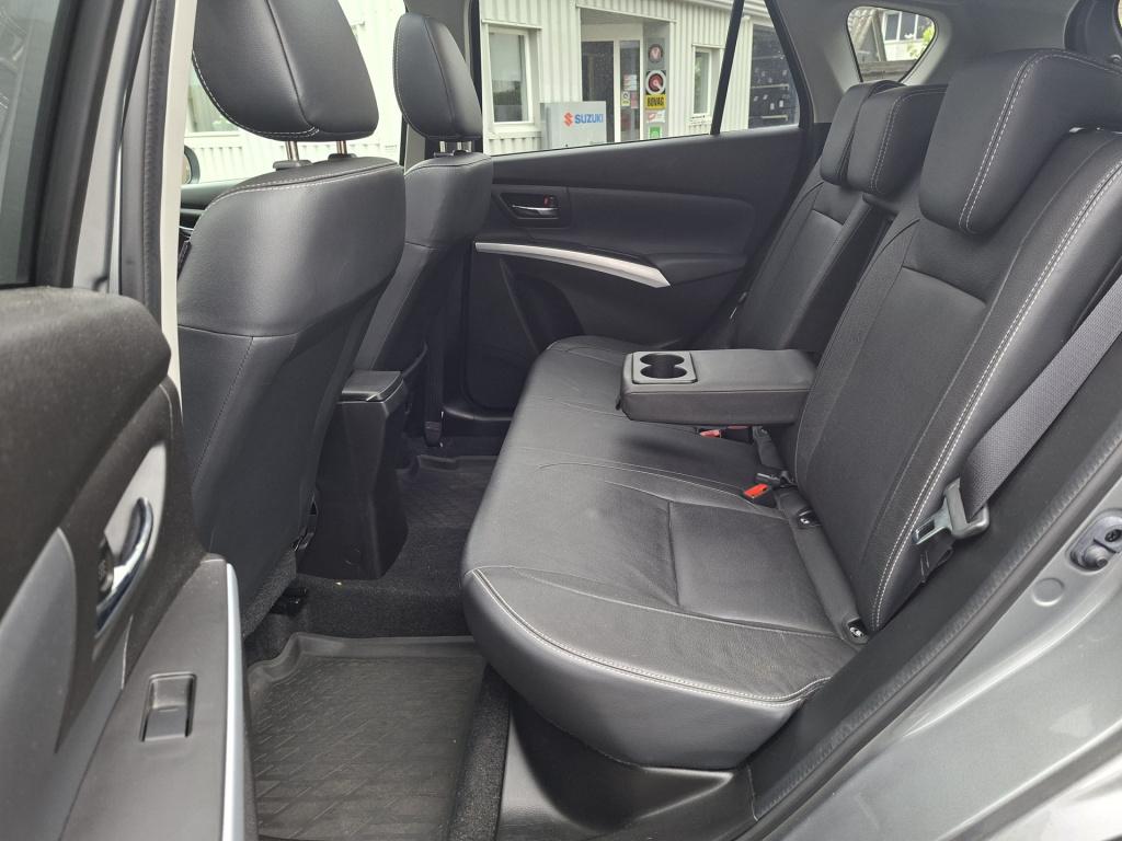 Suzuki Sx4 S-cross style 1.4 boosterjet smart hybrid / trekhaak / panoramad