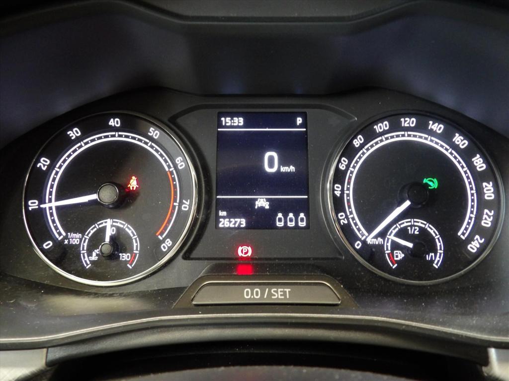 Skoda Kamiq 1.0 tsi greentech 110pk dsg-7 tour