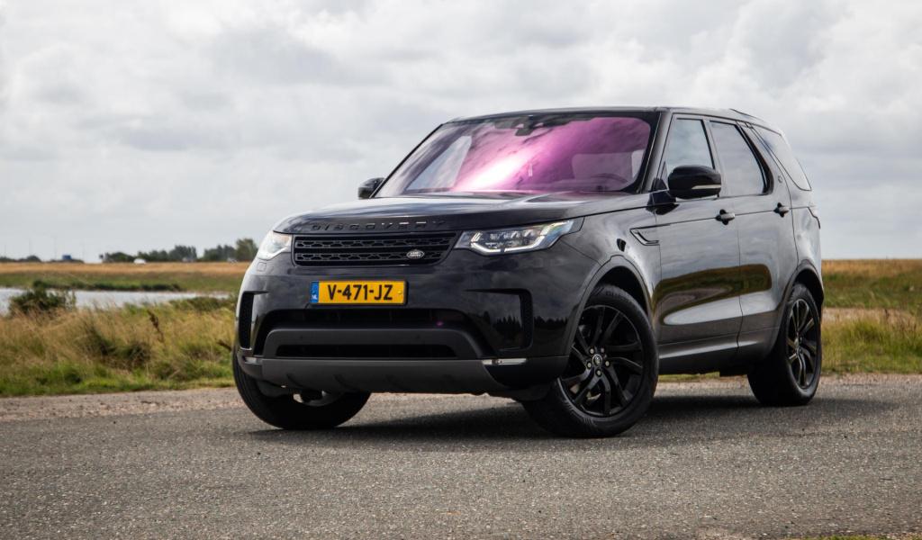 Land Rover Discovery 3.0 td6 hse grijs kenteken / leer / navi / luchtvering