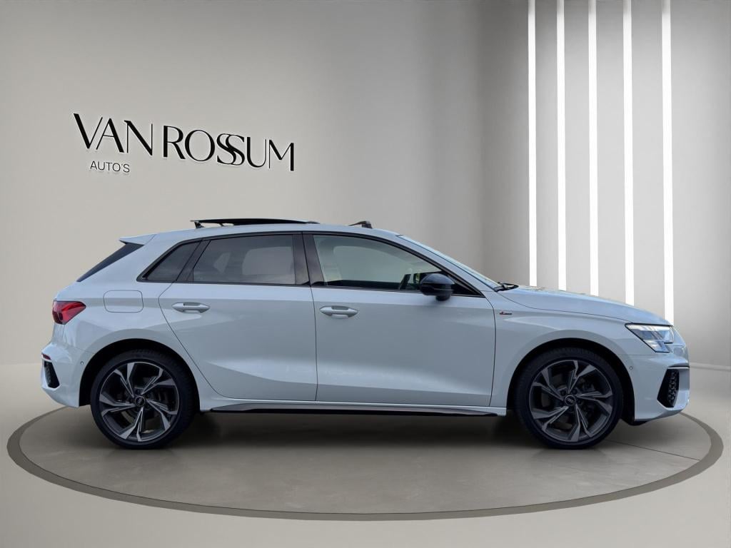 Audi A3 sportback 40 tfsi e s-line pano b&o camera head up