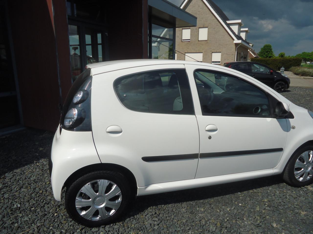 Citroen c1 5drs ambiance,airco,apk t/m 09-05 2027