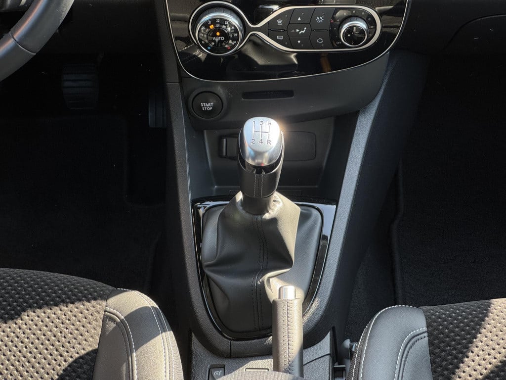 Renault Clio 0.9 tce intens | navigatie | led koplampen | keyless entry | c