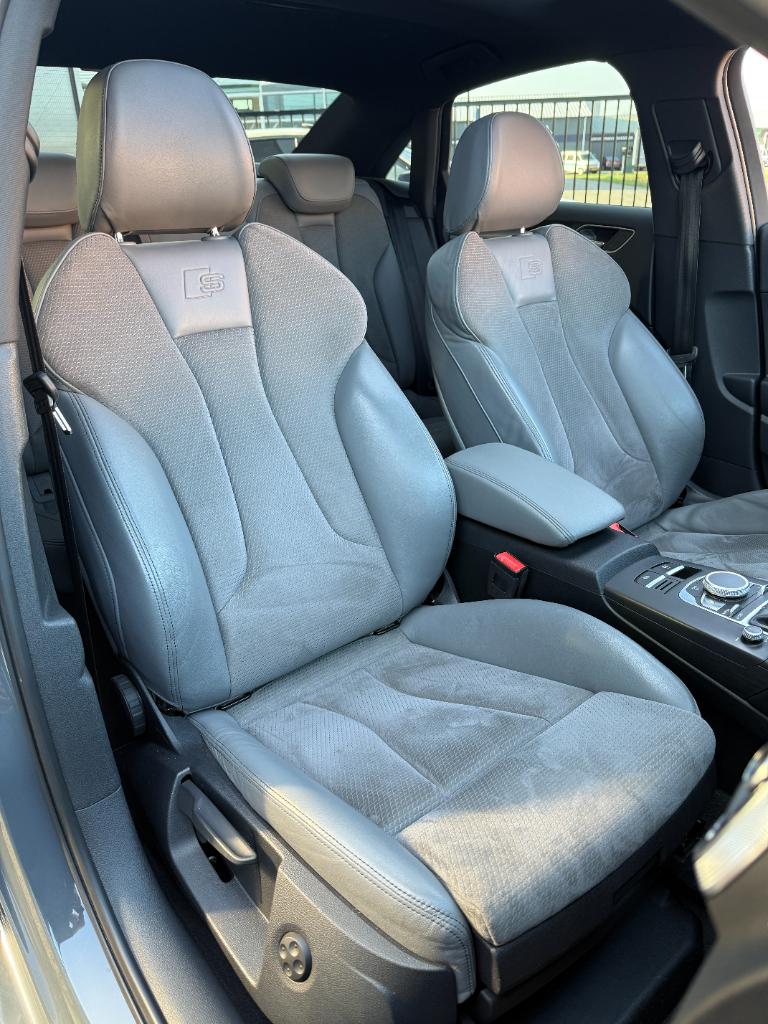 Audi A3 limousine 1.4 tfsi cod sport 3x s line edition