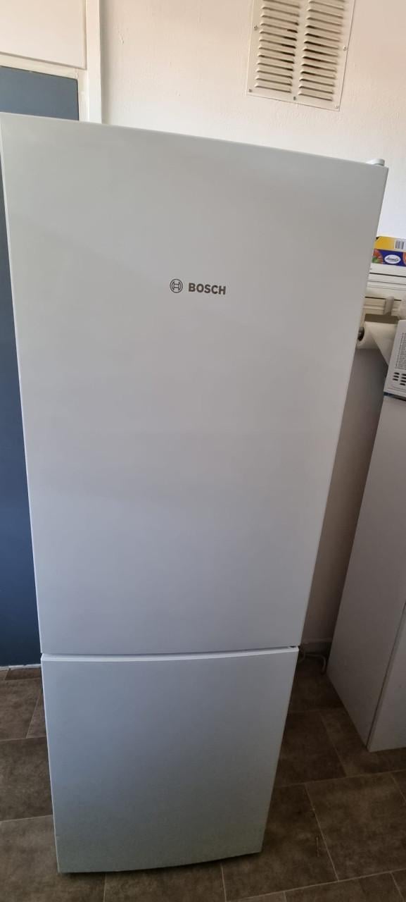 Complete set huishoudelijke apparaten in prima staat