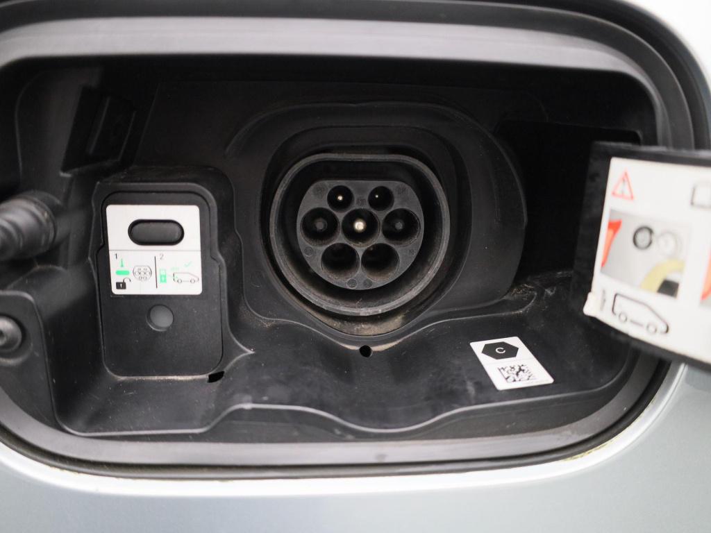 Renault Megane E-tech estate 1.6 plug-in hybrid 160 intens | automaat | tre