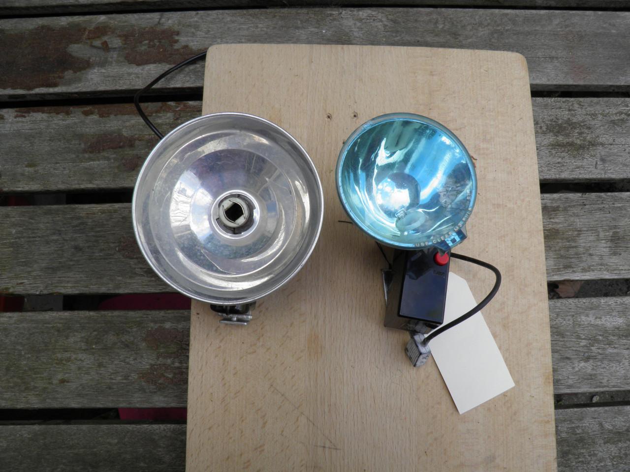 Lot analoge werkende flitsers en antieke flitsers