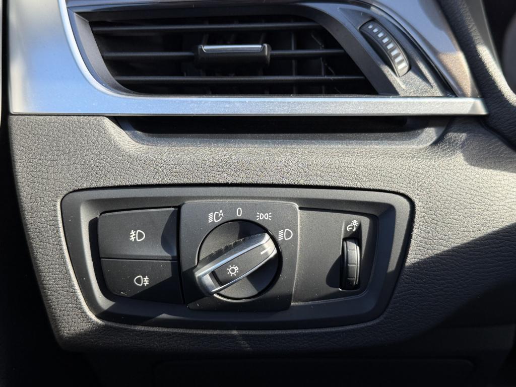 BMW X1 sdrive20i executive | 1ste eig. | camera | trekhaak | rijklaar inclu