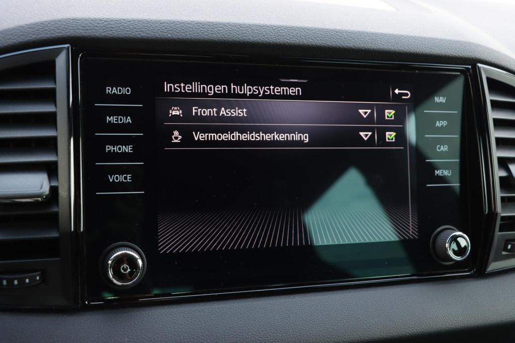 Skoda Karoq 1.5 tsi sportline business 150pk dsg7