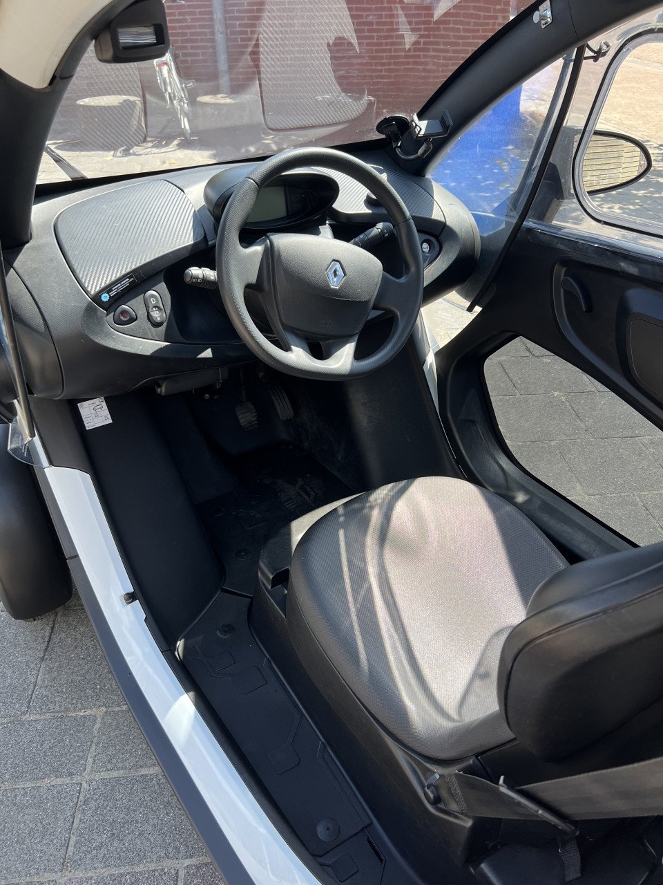 TWIZY MET 17.000KM EN KOOPACCU BJ 2020