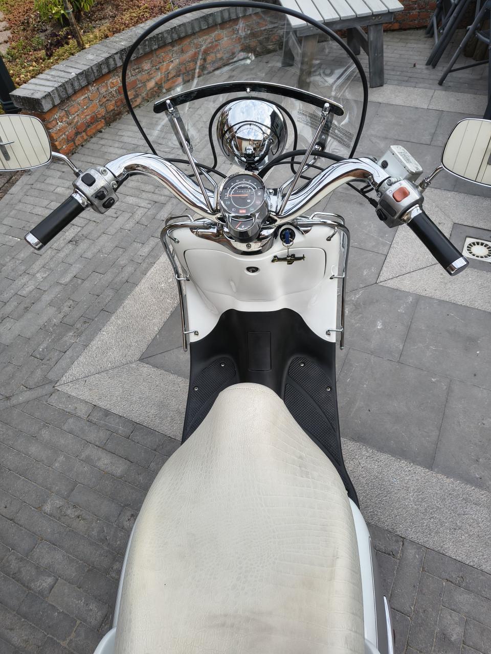 Aprilla mojito retro scooter