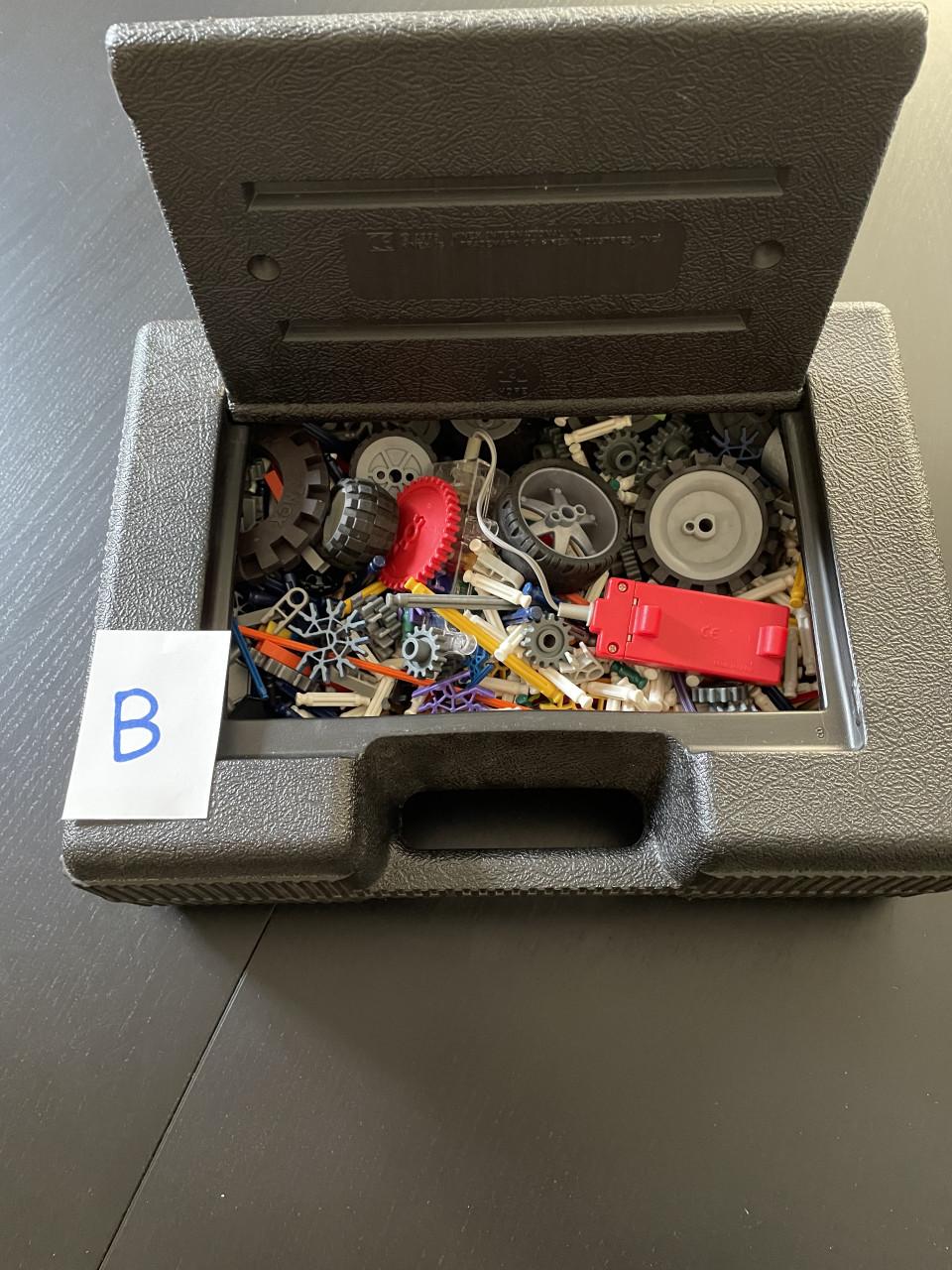 Volle koffer Knex (B)