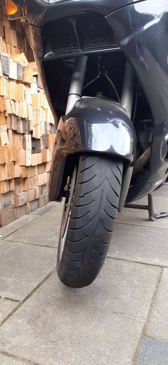 BMW R1100RT