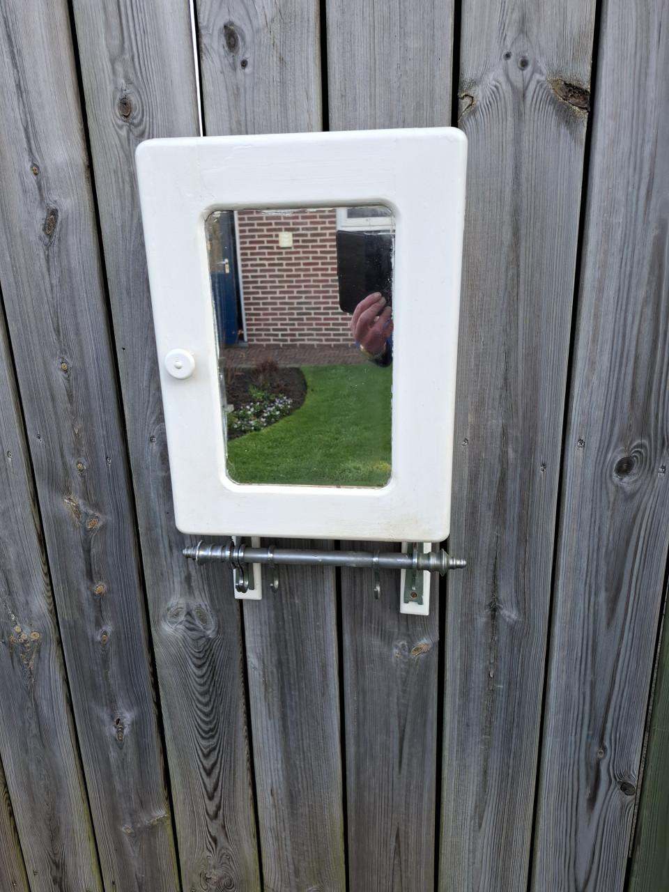 Zeer apart keukenkastje