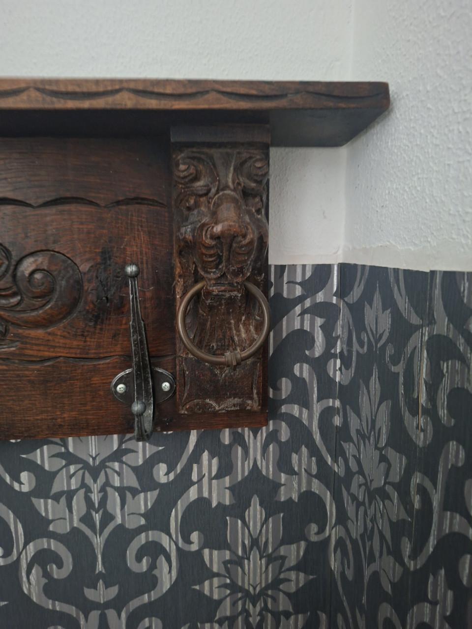 Antieke eikenhouten wandkapstok jaren 20"