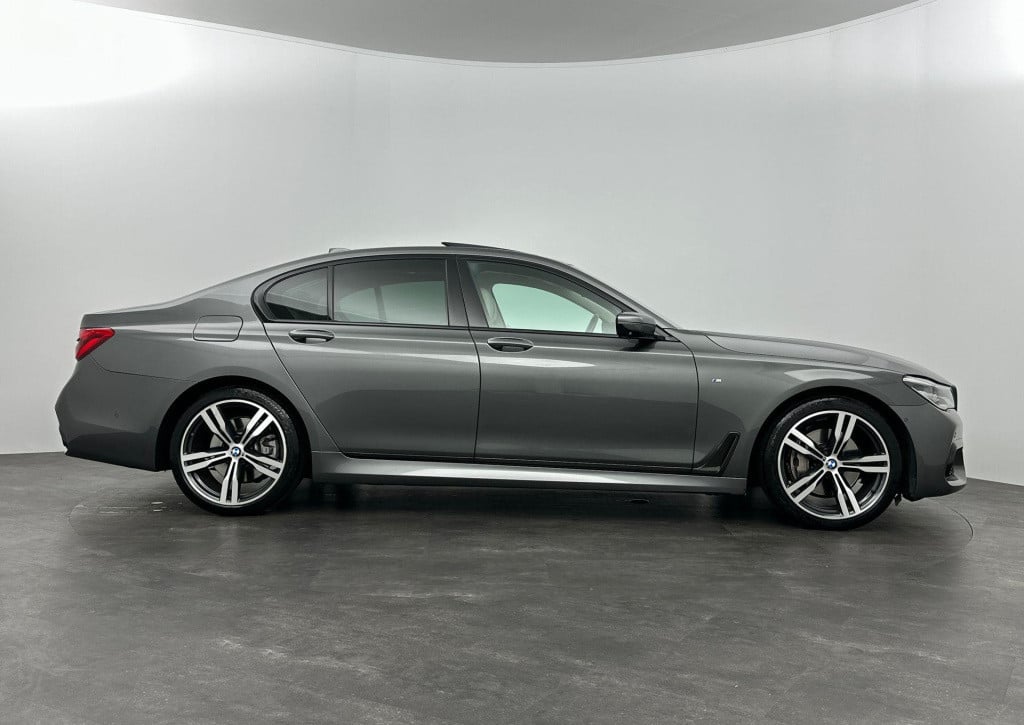 BMW 7 Serie 730d high executive m-pakket hud soft 360