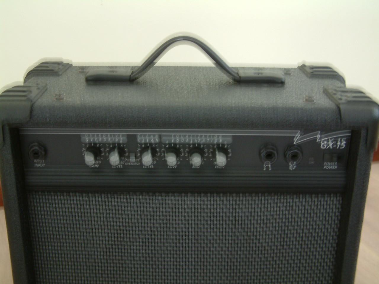 Versterker    55 euro