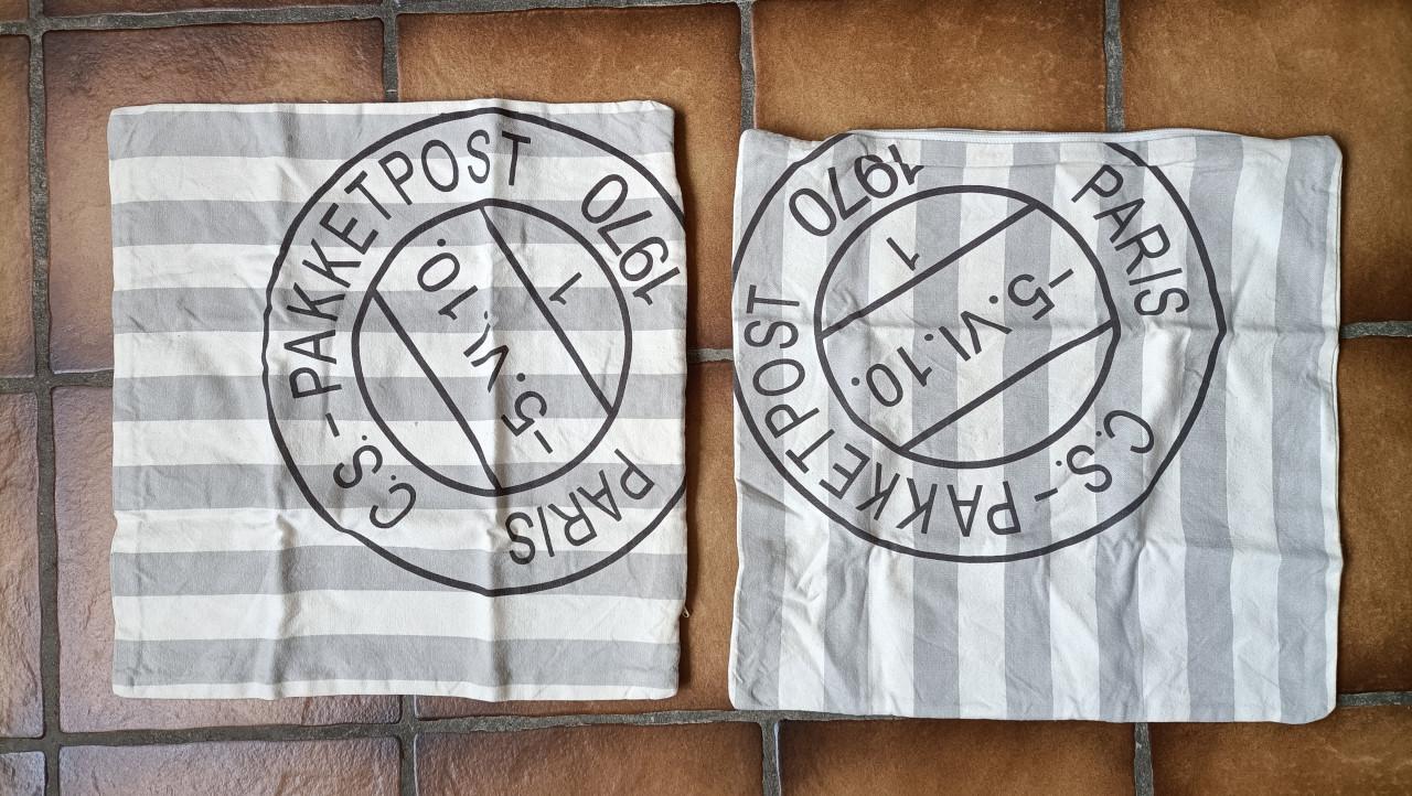 2 x Sier kussenhoezen. Opdruk: Pakketpost Parijs. 38x38 cm.