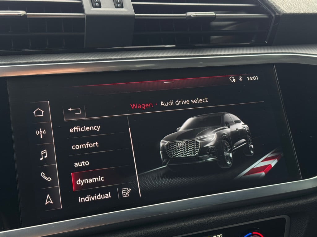 Audi Q3 sportback 35 tfsi s-line 3x * matrix led * camera * leder / alcanta