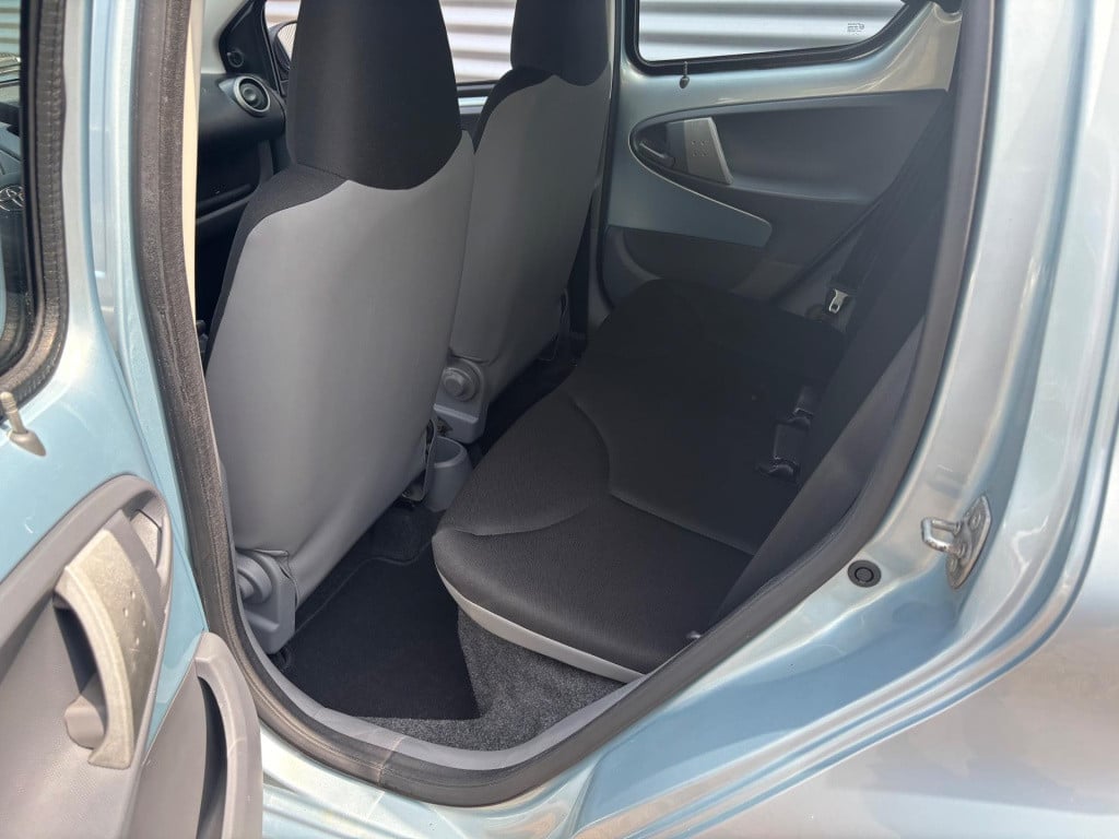 Toyota Aygo 1.0-12v