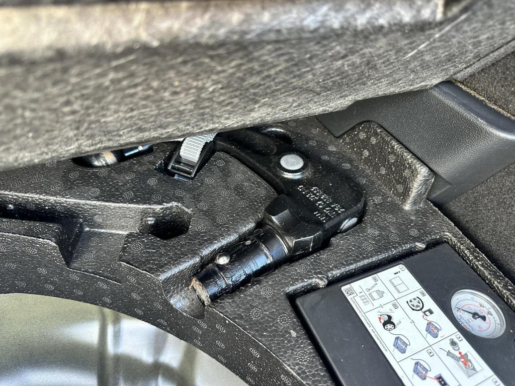 Volkswagen T-roc 1.5 tsi sport r-line