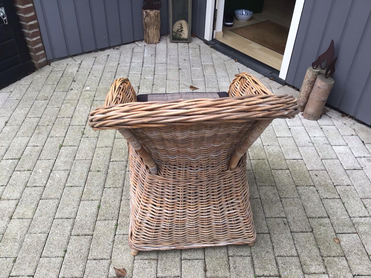 4 Rotan stoelen