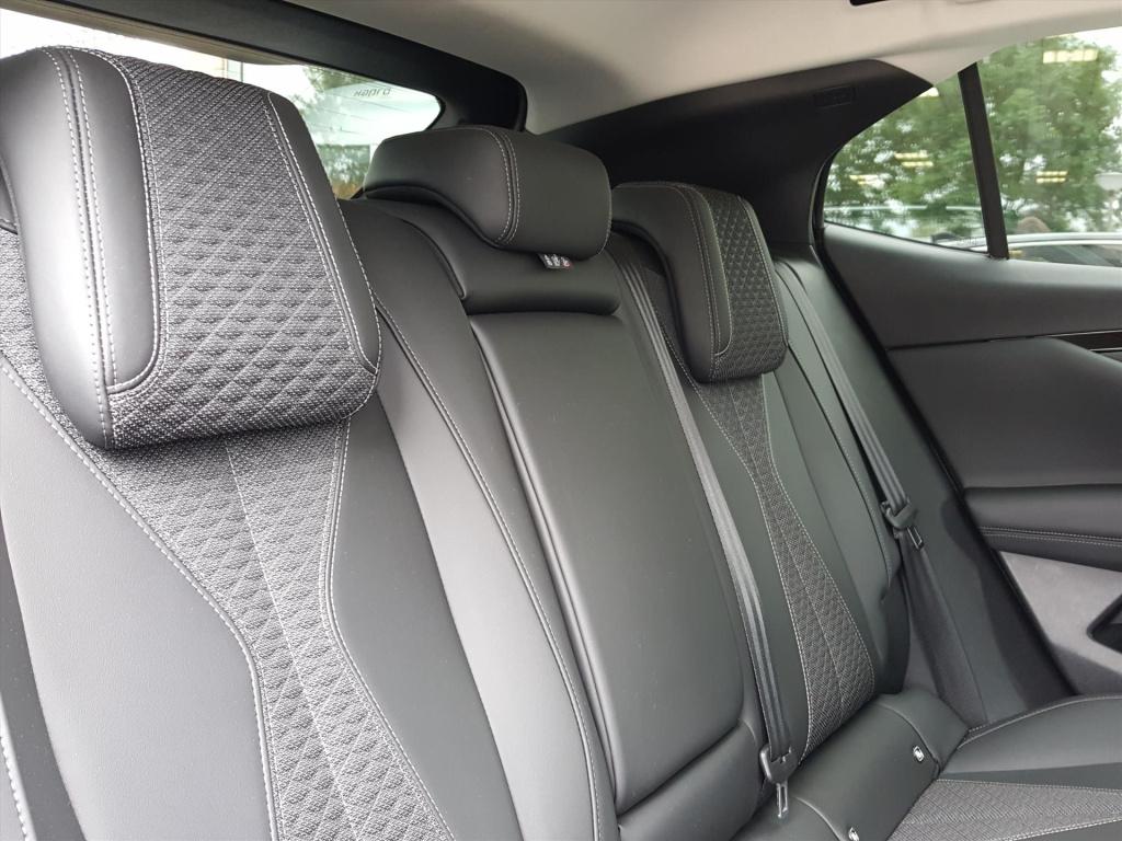 Ds Ds 4 1.6 e-tense hybride-autom trocadero navi | cruise & climate control